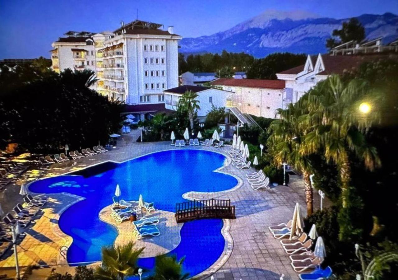 אנטליה Miramor Hotel & Spa מראה חיצוני תמונה A resort in Turkey
