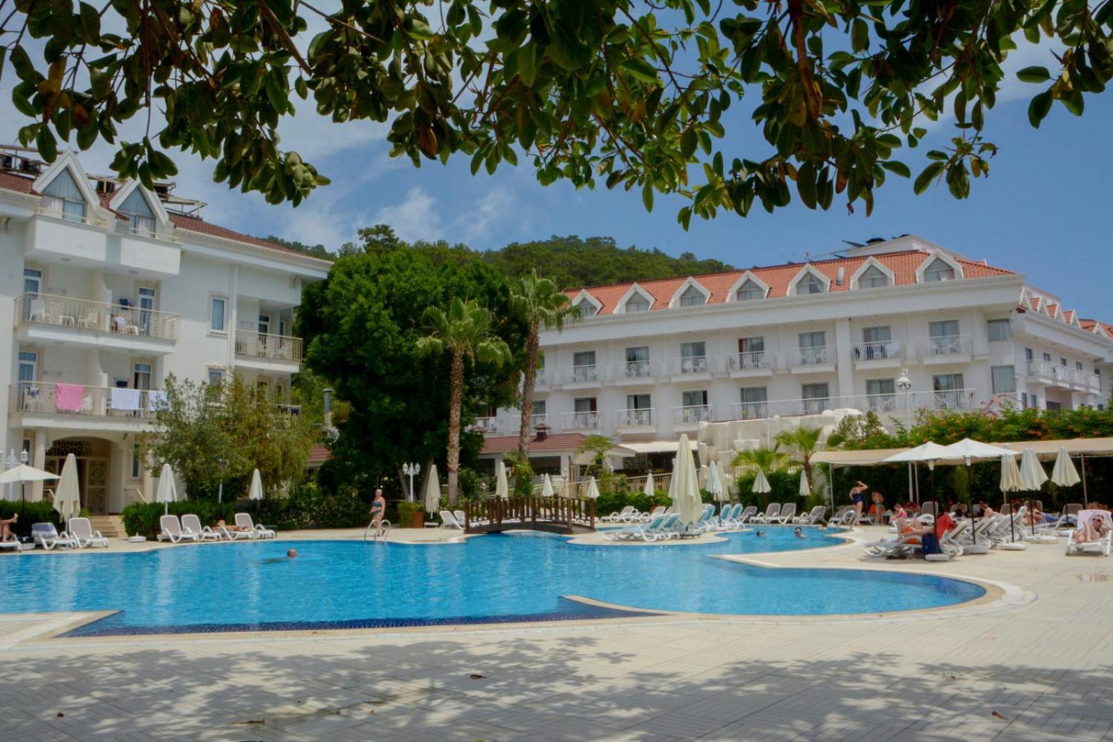 אנטליה Miramor Hotel & Spa מראה חיצוני תמונה A resort in Turkey