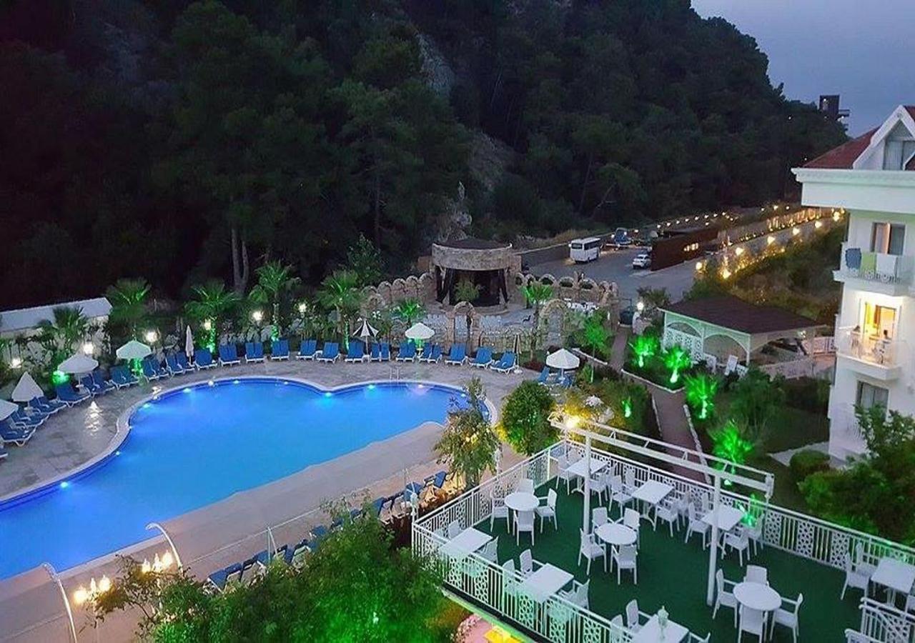 אנטליה Miramor Hotel & Spa מראה חיצוני תמונה A resort in Antalya