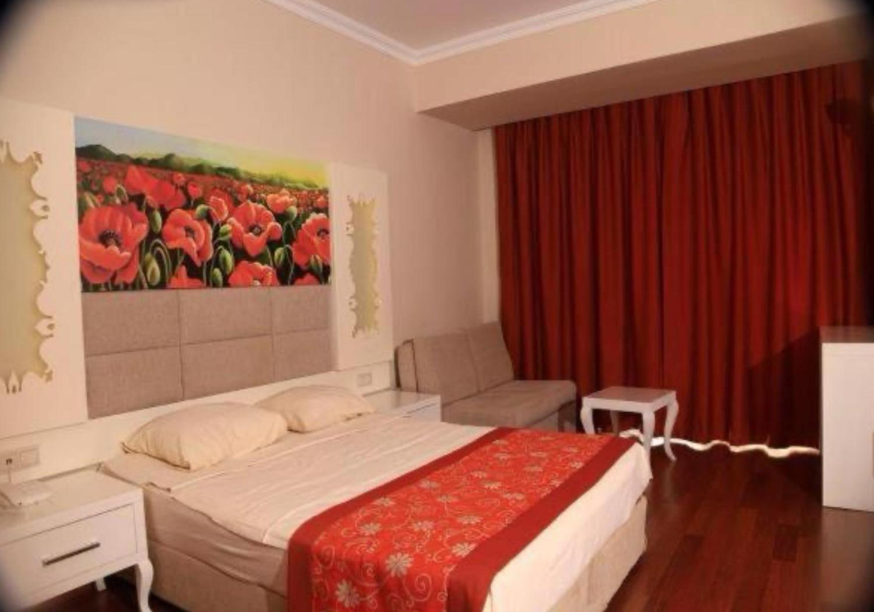 אנטליה Miramor Hotel & Spa מראה חיצוני תמונה A room at the hotel